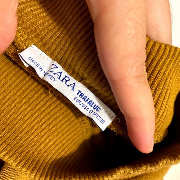 Zara Trafaluc In Control of My Reality Sweatshirt - Picture 2 of 3